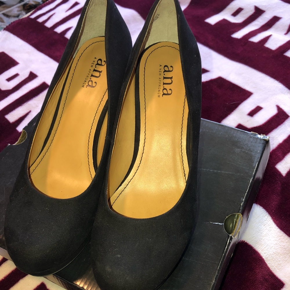 a.n.a heels
